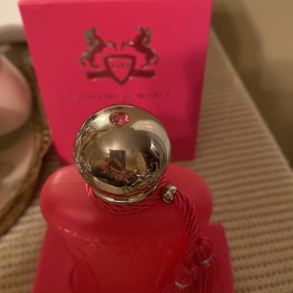 FULL BOTTLE Parfums de Marly Oriana 2.5 oz and comes with box - Picture 6 of 6